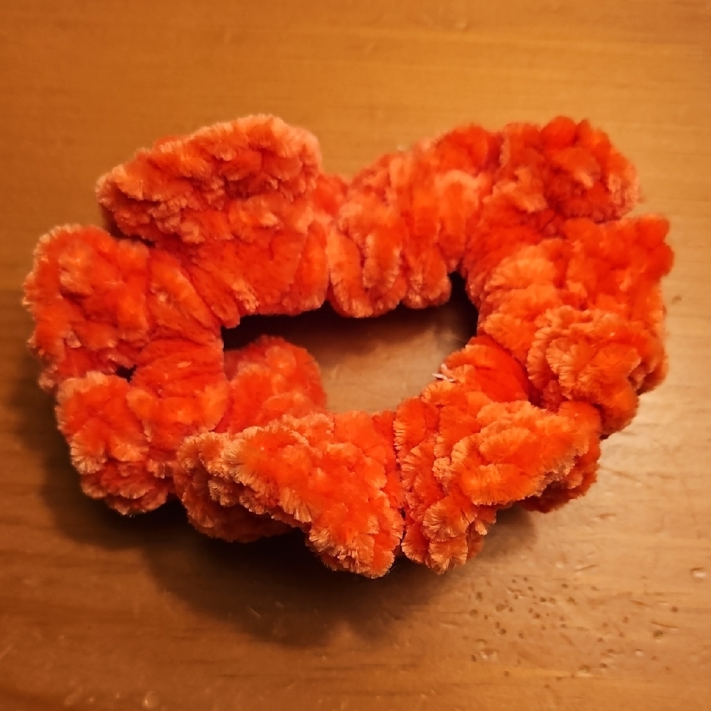 🌟3/$10🌟Handcrafted Plush Coral Hair Scrunchie